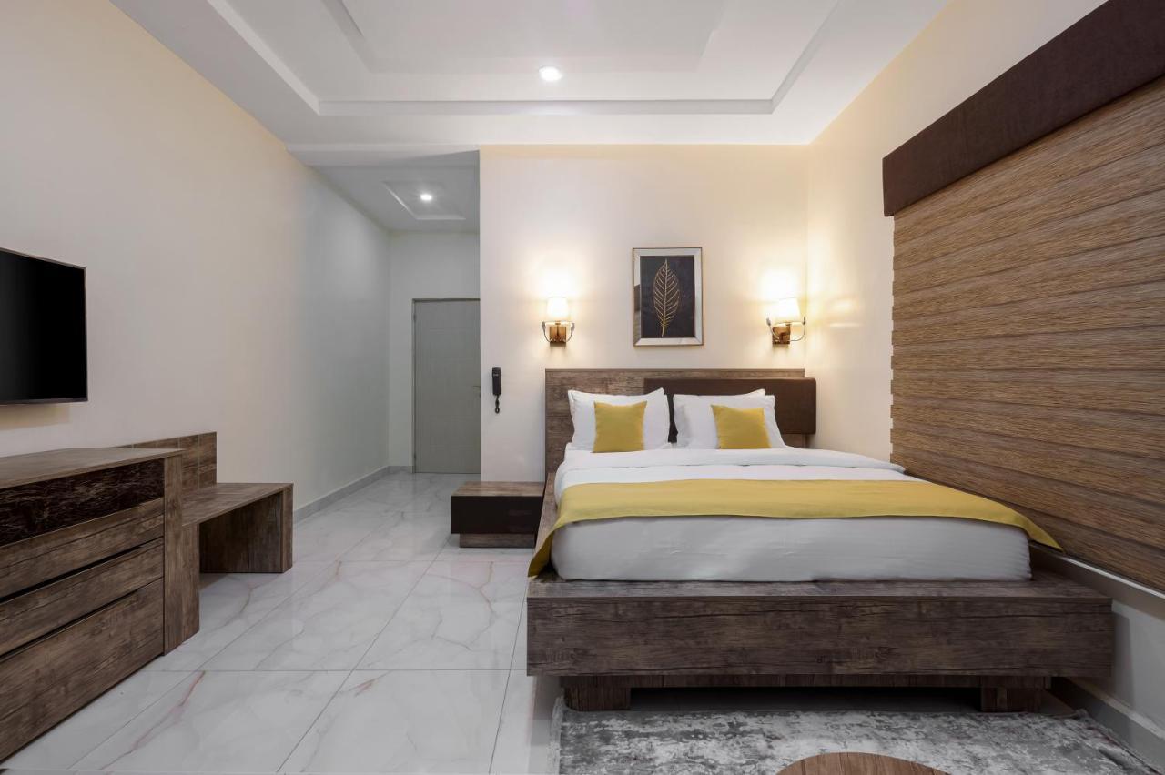 Bkt Cribs - Apartments & Suites Abuja Exteriör bild